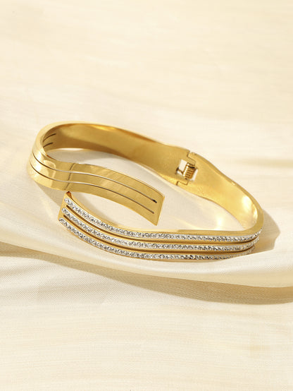 Exaggerated Lines Bangle For Women In Titanium Steel With Golden Electroplated Finish