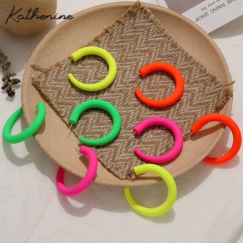 Exaggerated Fluorescent Green Acrylic Candy Earrings For Women With Stoving Varnish Finish