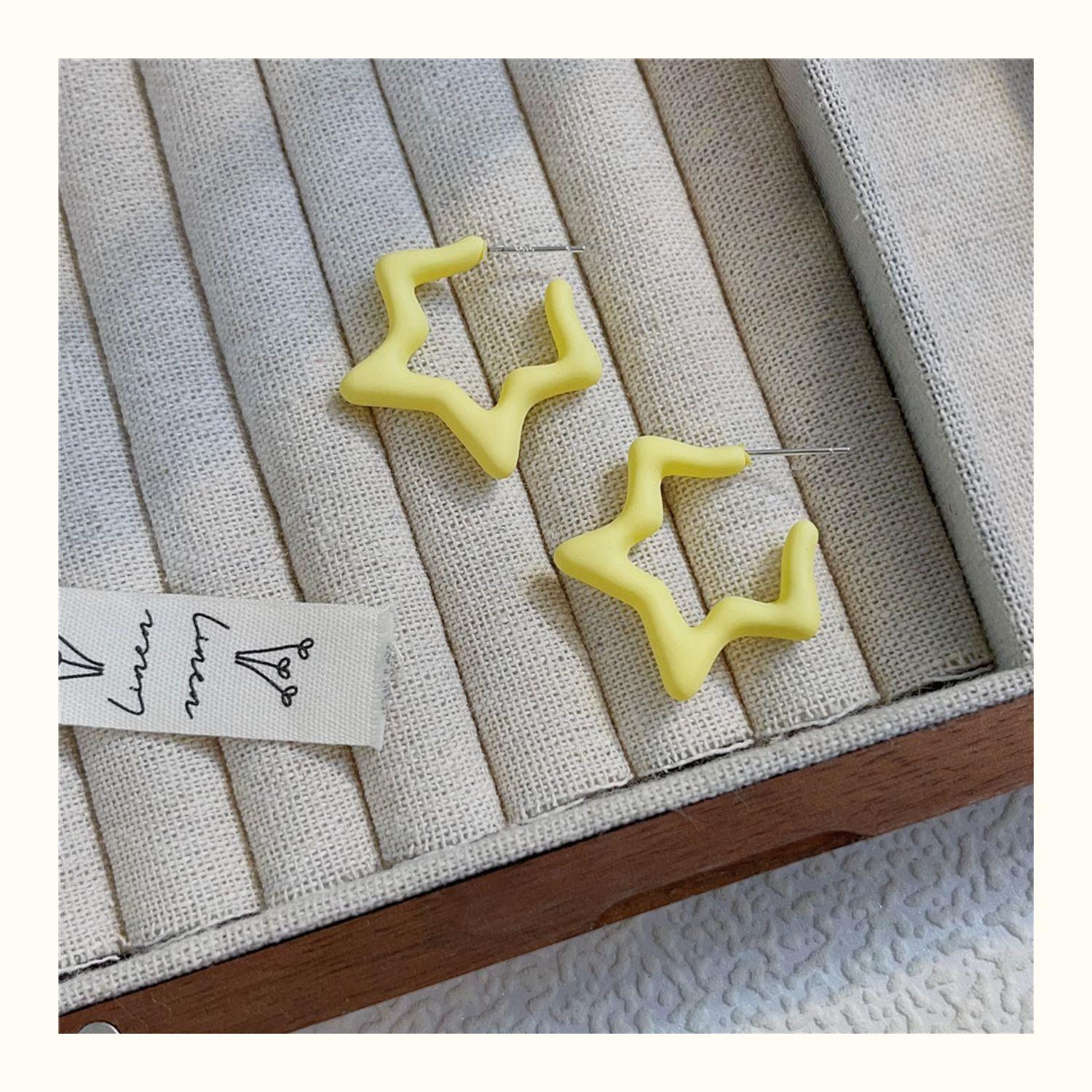 Star Pattern Acrylic Earrings For Women In Colour