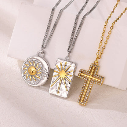 Heart Shape Necklace For Women In 304 Stainless Steel With Multicolor Design