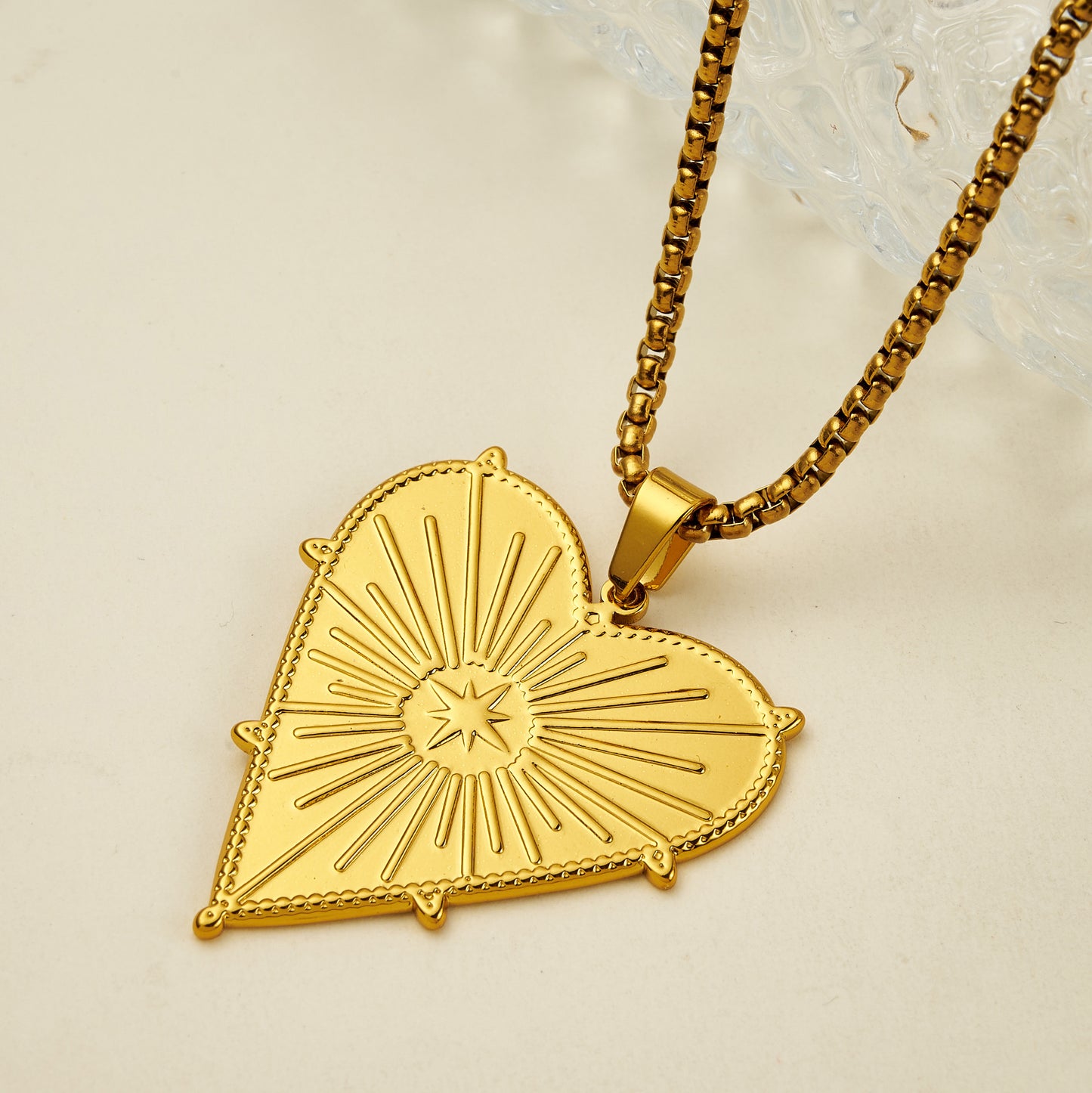Sun Pendant In 304 Stainless Steel With 18K Gold Plated PVD Coating 0.05µm-0.08µm Thickness, Polished Finish, 1 Piece Pack
