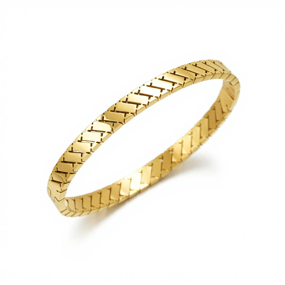 Heart Shape Asymmetrical Bangle For Adults In 304 Stainless Steel With 18K Real Gold PVD Coated Plating