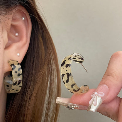 Leopard Print Earrings For Women In Simple Style, Made Of Acrylic With Stoving Varnish Finish