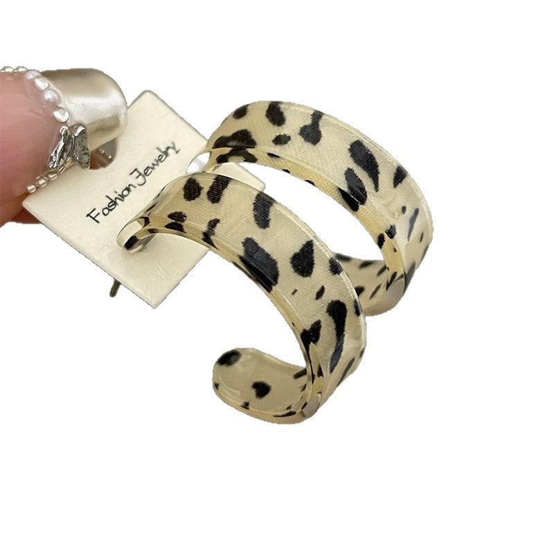 Leopard Print Earrings For Women In Simple Style, Made Of Acrylic With Stoving Varnish Finish