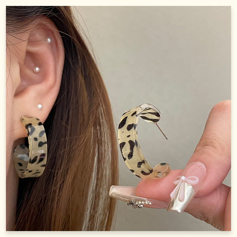 Leopard Print Earrings For Women In Simple Style, Made Of Acrylic With Stoving Varnish Finish