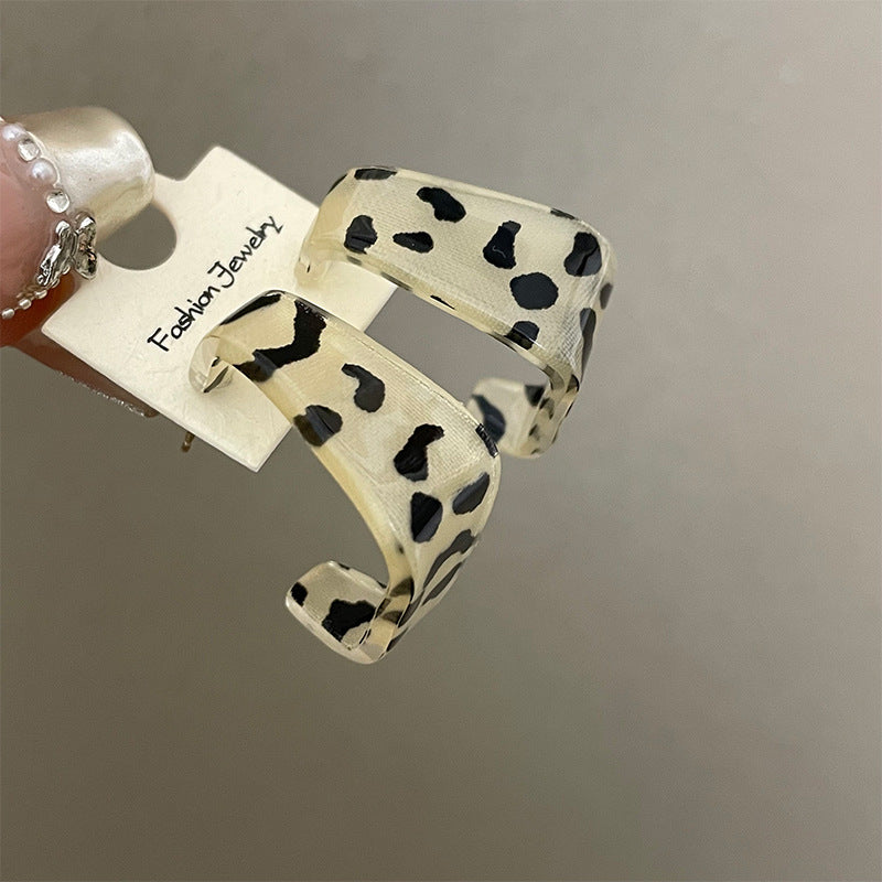 Leopard Print Earrings For Women In Simple Style, Made Of Acrylic With Stoving Varnish Finish