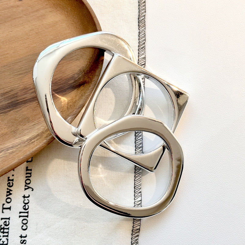 Square Resin Bangle For Women Featuring Silver Plated Electroplated Finish In Elegant Silver
