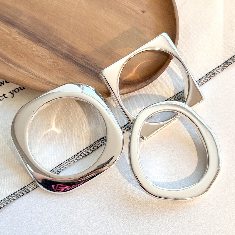 Square Resin Bangle For Women Featuring Silver Plated Electroplated Finish In Elegant Silver