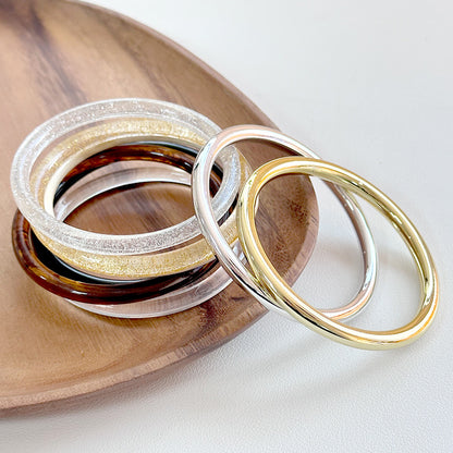 Handmade Round Resin Bangle For Women Featuring Golden Sequins Inlay