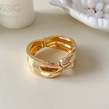 Exaggerated Geometric Bangle For Women In Golden Alloy Featuring Electroplated Finish