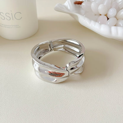 Exaggerated Geometric Bangle For Women In Golden Alloy Featuring Electroplated Finish