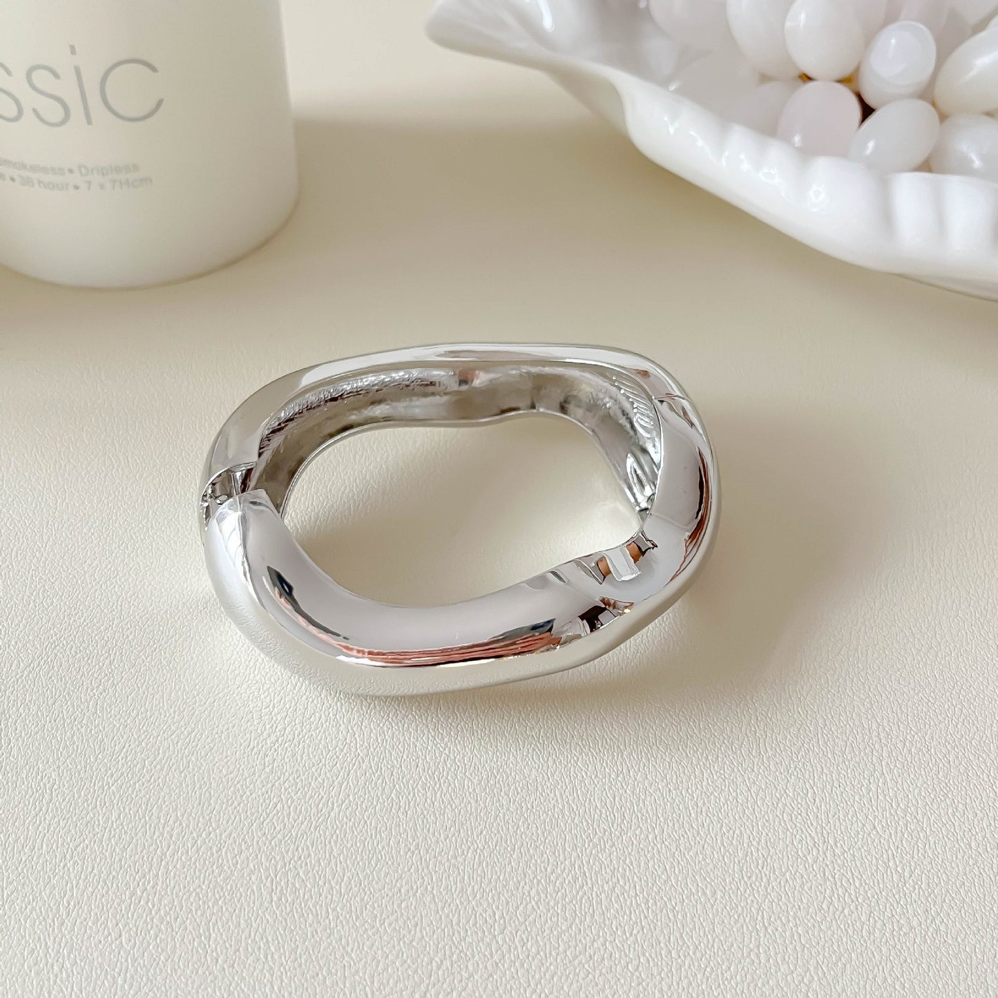 Exaggerated Geometric Bangle For Women In Golden Alloy Featuring Electroplated Finish