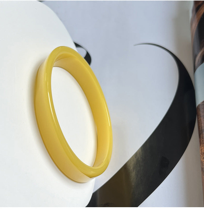 Sweet Round Acrylic Bangle For Women In Transparent Color
