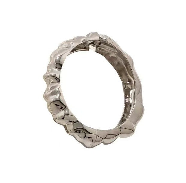 Exaggerated Geometric Bangle For Women In Golden Alloy Featuring Electroplated Finish