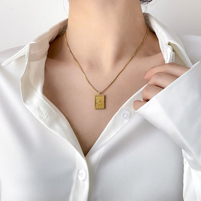 Clouds Necklace For Women Featuring Electroplated 304 Stainless Steel With 18K Real Gold Plated Cable Chain