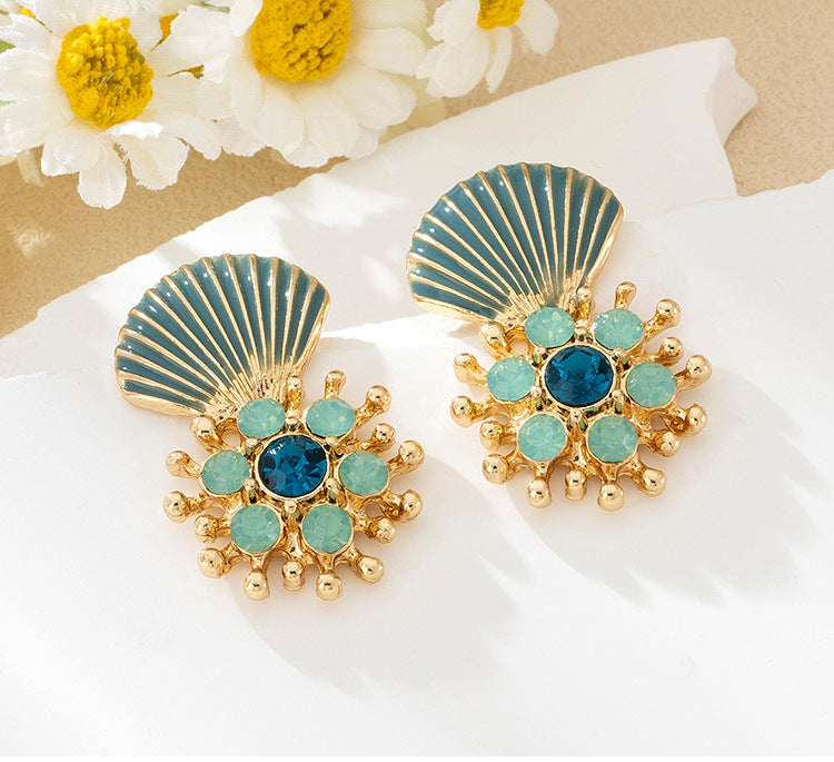 Retro Stud Earrings For Women Featuring Cyan Shell Inlay Made Of Durable Zinc Alloy