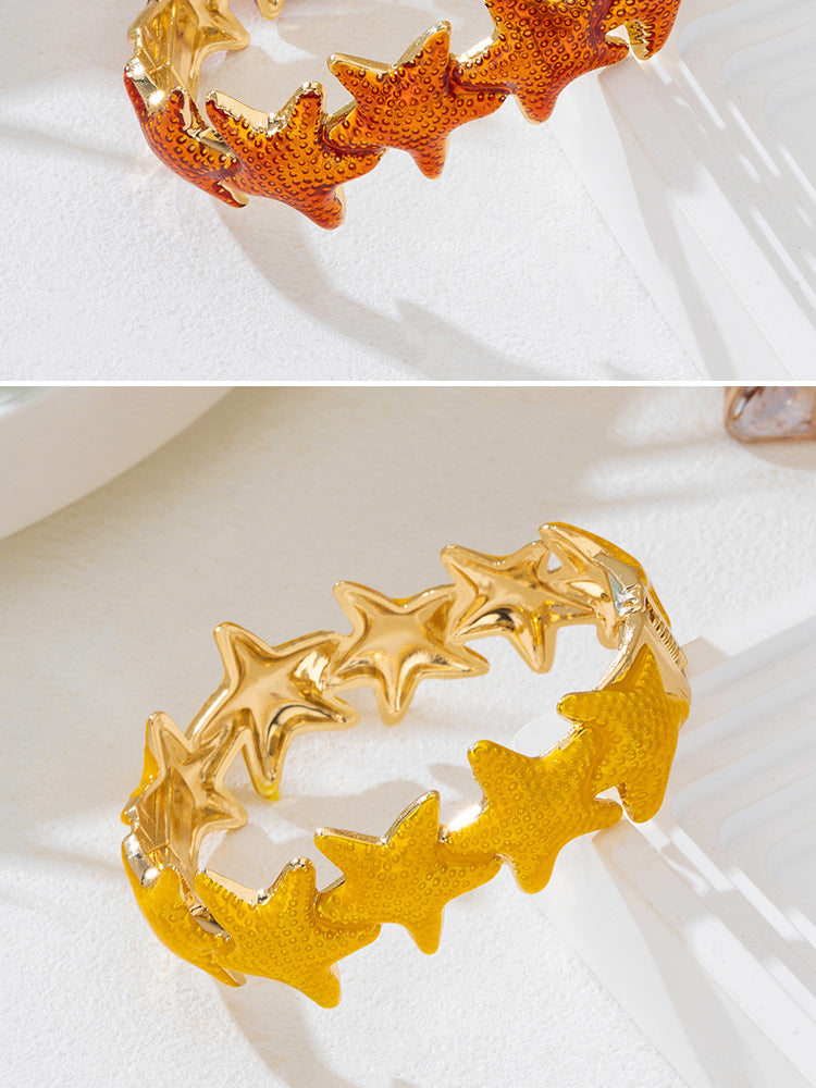Exaggerated Starfish Bangle For Women In Electroplated Alloy Featuring Unique Design