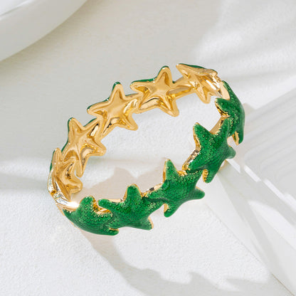 Exaggerated Starfish Bangle For Women In Electroplated Alloy Featuring Unique Design