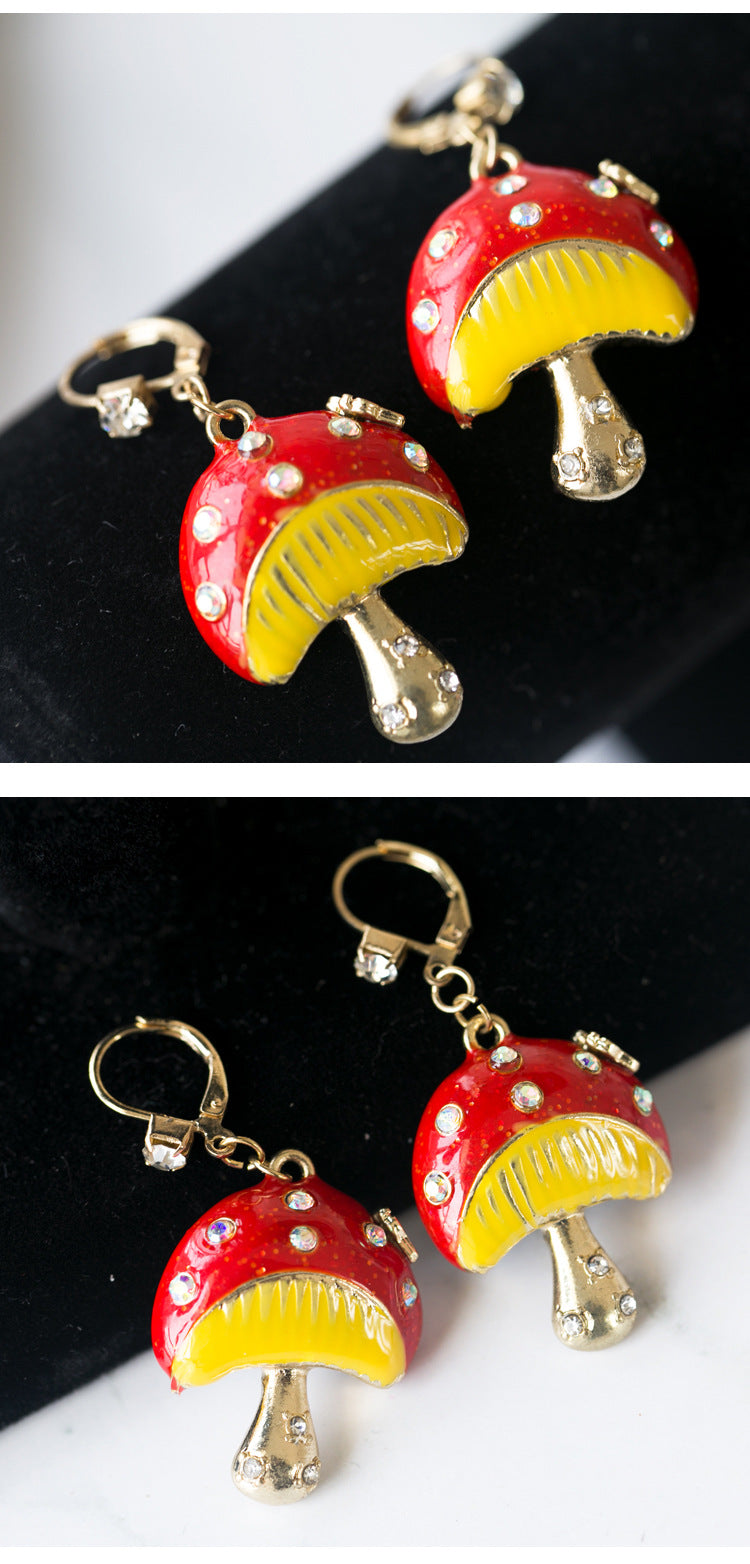 Mushroom Enamel Brooch For Women In Cartoon Style With Colourful Rhinestones Inlay On Metal