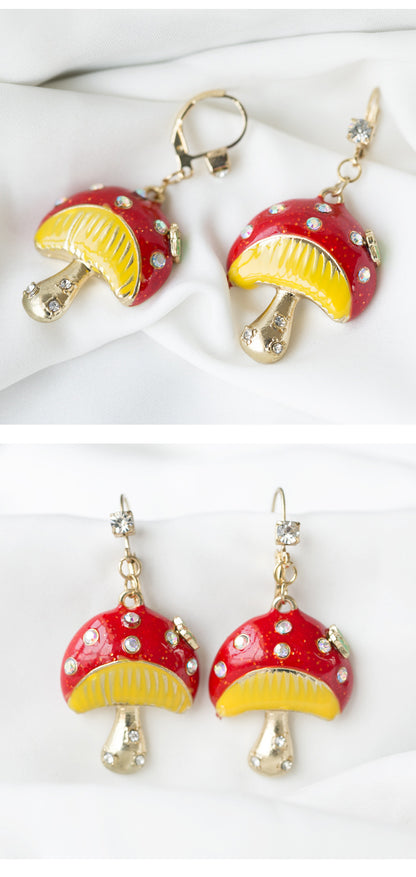 Mushroom Enamel Brooch For Women In Cartoon Style With Colourful Rhinestones Inlay On Metal