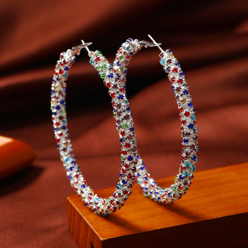 Elegant Three-dimensional Circle Alloy Pendant For Women With Rhinestones, Perfect For Date Occasion