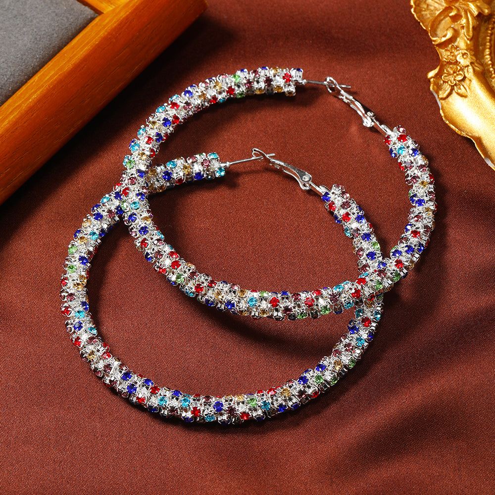 Elegant Three-dimensional Circle Alloy Pendant For Women With Rhinestones, Perfect For Date Occasion
