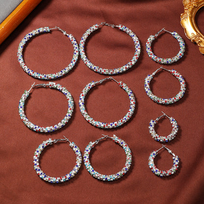 Elegant Three-dimensional Circle Alloy Pendant For Women With Rhinestones, Perfect For Date Occasion