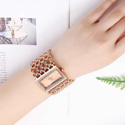 Women's Quartz Watch With Alloy Strap And Jewelry Buckle Featuring Quartz Glass Mirror And Pointer+Number Display