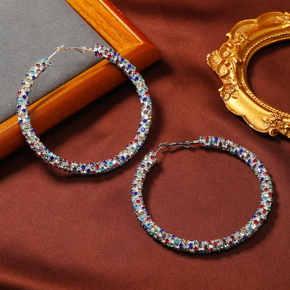 Elegant Three-dimensional Circle Alloy Pendant For Women With Rhinestones, Perfect For Date Occasion