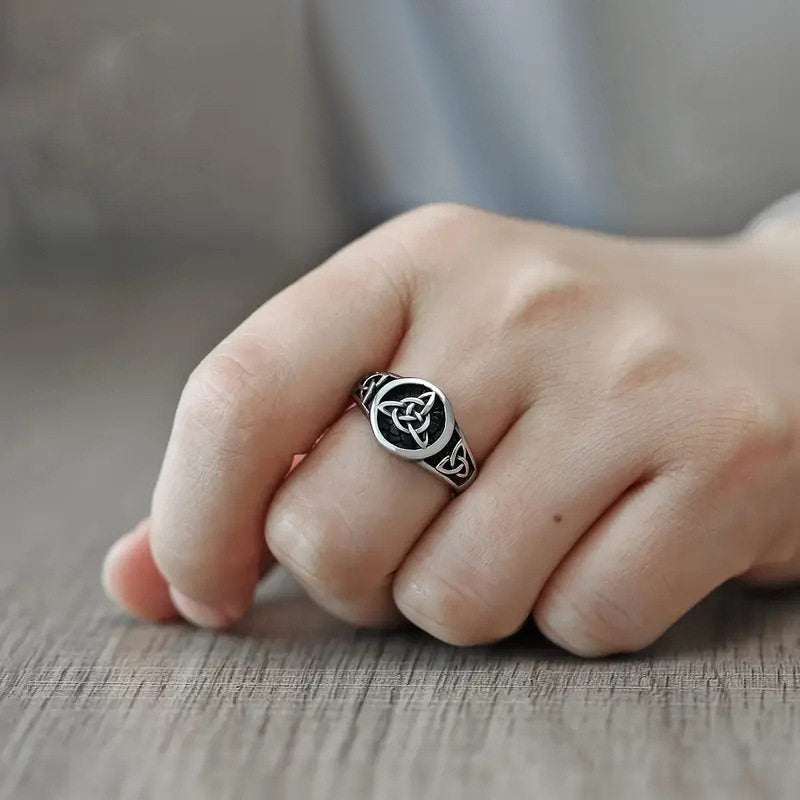 Celtic Knot Open Rings For Unisex Featuring Ethnic Style Copper With Rhinestones, Witches Knot Jewelry