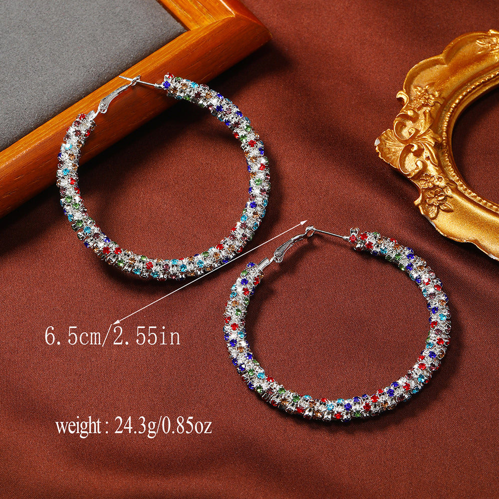 Elegant Three-dimensional Circle Alloy Pendant For Women With Rhinestones, Perfect For Date Occasion