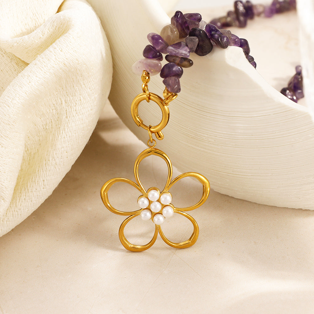 Unisex Flowers Necklace For Everyday Wear Featuring 304 Stainless Steel With 18K Real Gold Plated Beaded Chain And Plastic Inlay