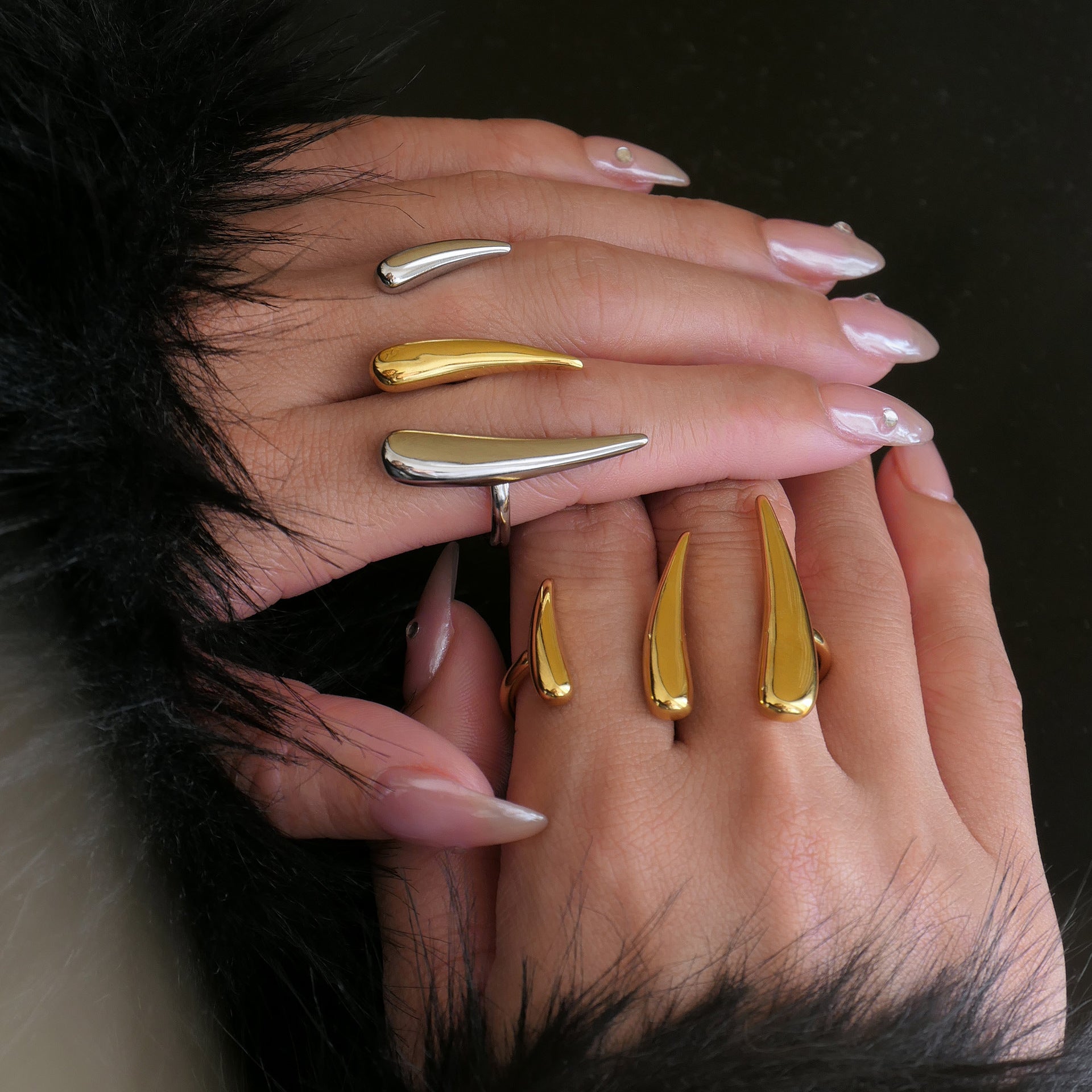 For Witches Knot Jewelry Electroplated Gold Plating Process Titanium Steel Ring In Golden
