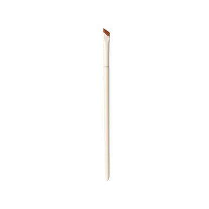 White Makeup Brush With Plastic Handgrip, 1 Piece Featuring Soft Artificial Fiber Bristles For Precise Application