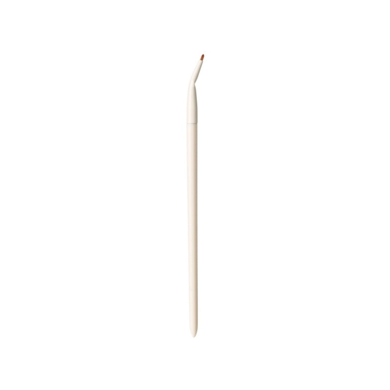 White Makeup Brush With Plastic Handgrip, 1 Piece Featuring Soft Artificial Fiber Bristles For Precise Application