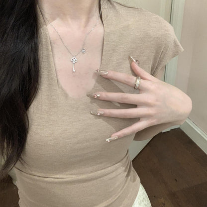 Crown Necklace For Women In 304 Stainless Steel With Golden Cable Chain