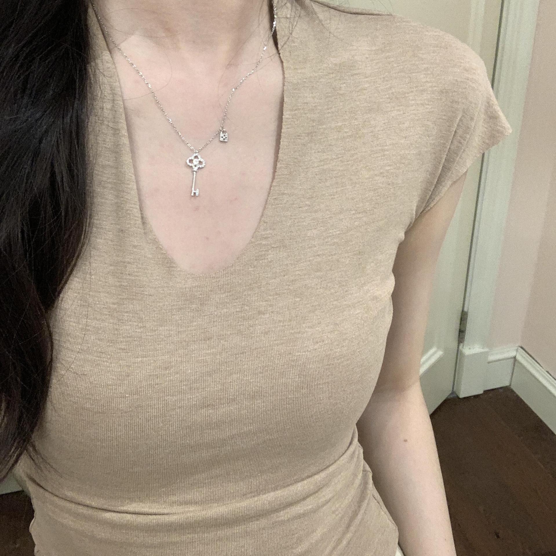 Crown Necklace For Women In 304 Stainless Steel With Golden Cable Chain