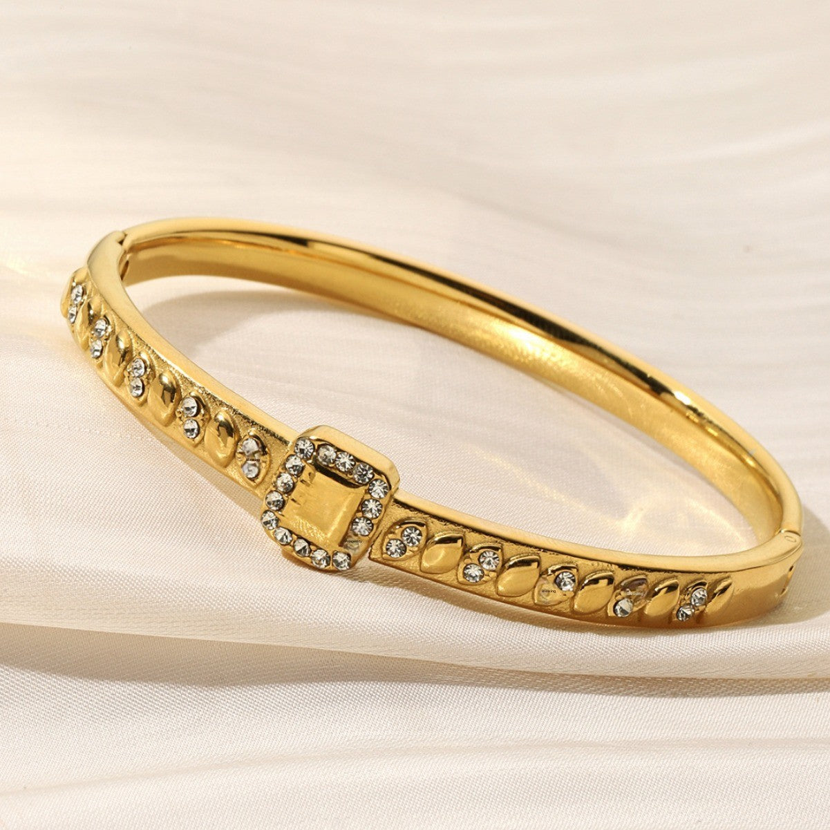 Water Droplets Bangle For Women In Golden Titanium Steel Featuring Rhinestones Inlay