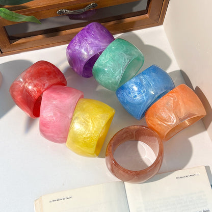 Retro Geometric Bangle For Stylish Looks, Made With Durable Resin Material In Elegant Colour