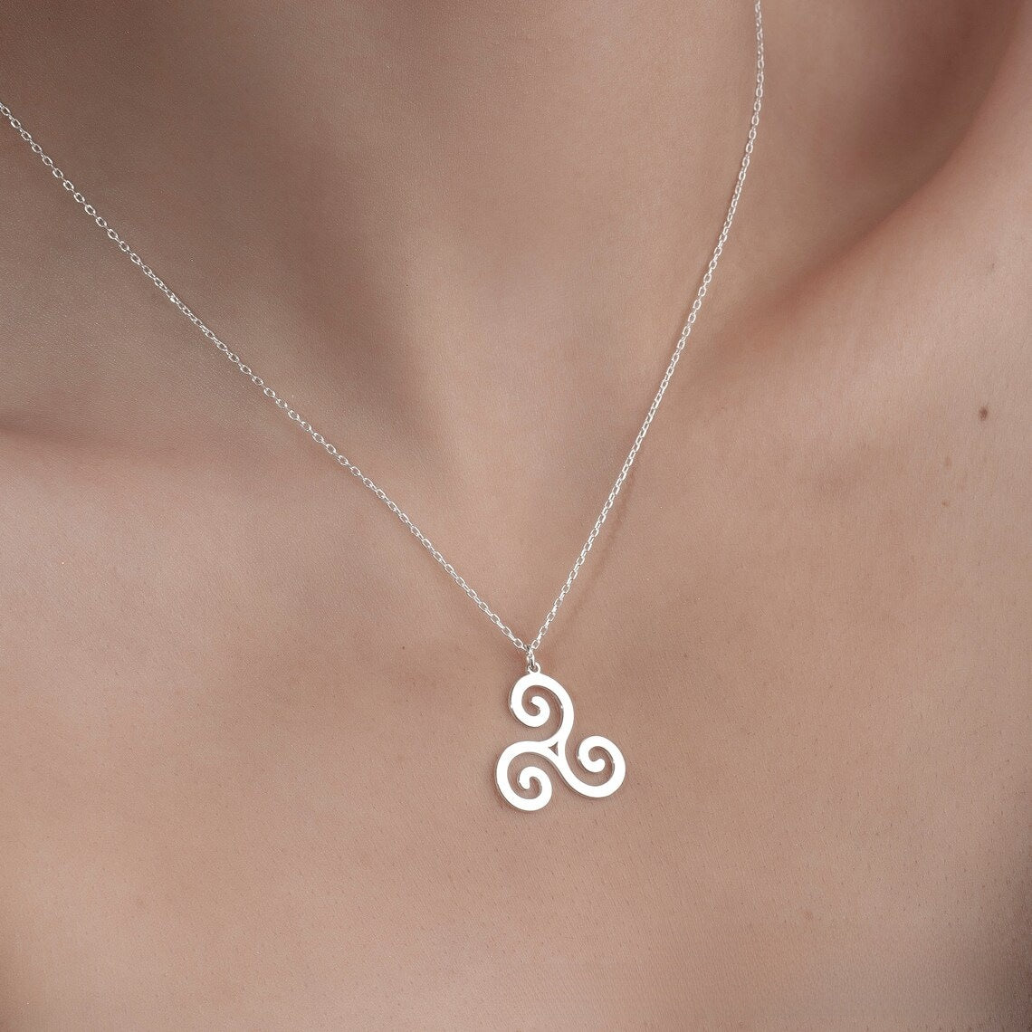 Celtic Knot Necklace For Unisex Featuring Nordic Style Made Of Durable Titanium Steel, Perfect Witches Knot Jewelry