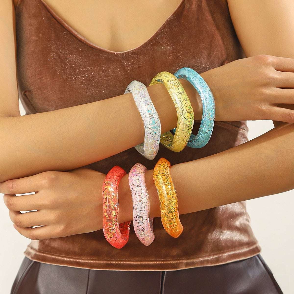 Sweet Resin Bangle For Women Featuring Colourful Sequins Inlay