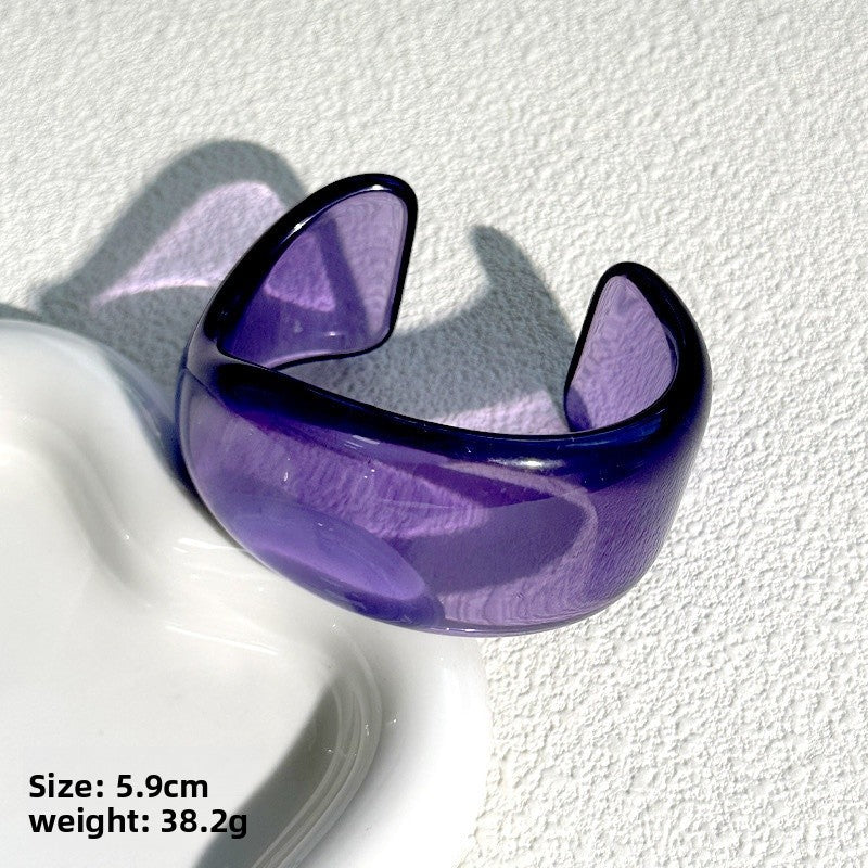 Simple Style Asymmetrical Acrylic Bangle For Women, Featuring Irregular Transparent Design