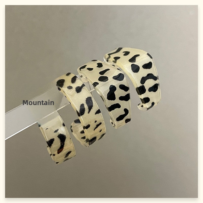 Leopard Print Earrings For Women In Simple Style, Made Of Acrylic With Stoving Varnish Finish