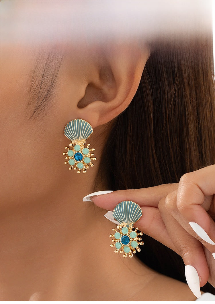 Retro Stud Earrings For Women Featuring Cyan Shell Inlay Made Of Durable Zinc Alloy
