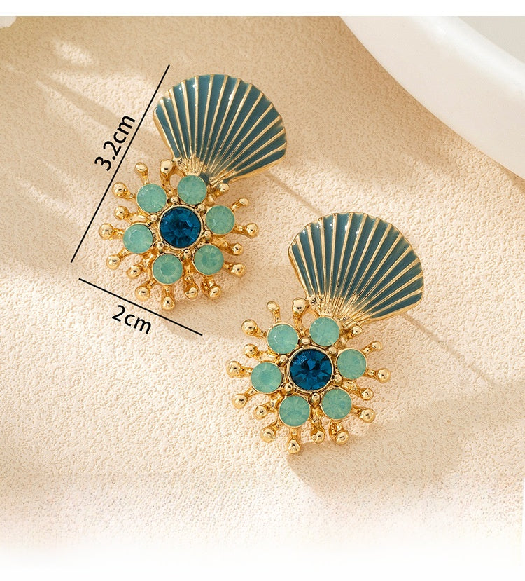 Retro Stud Earrings For Women Featuring Cyan Shell Inlay Made Of Durable Zinc Alloy