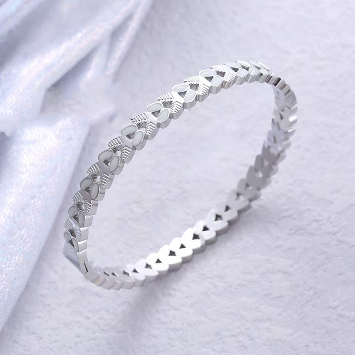 Polished Geometric Bangle For Women In 304 Stainless Steel With 18K Real Gold Plated PVD Coating