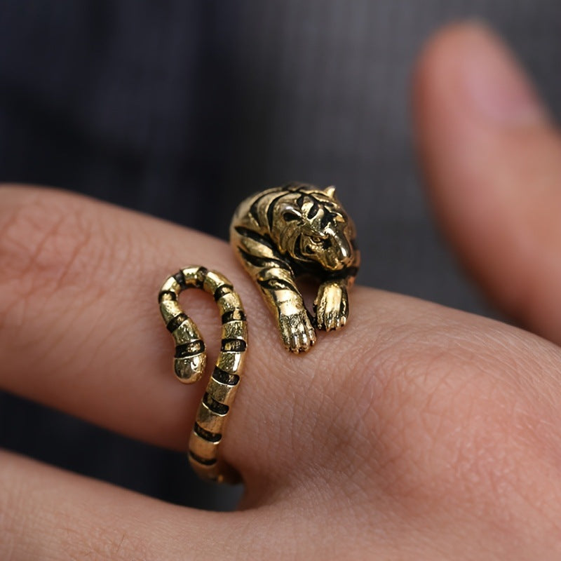 Tiger Ring For Men In Silver Alloy, 1 Piece Stylish Accessory