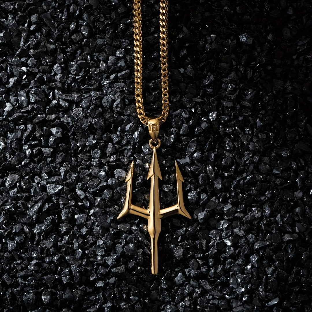 For Necklace In Black Alloy, Stylish And Durable Accessory