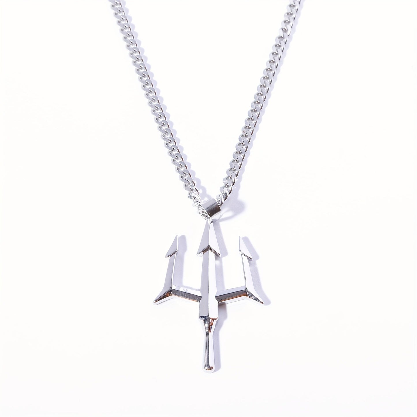 For Necklace In Black Alloy, Stylish And Durable Accessory