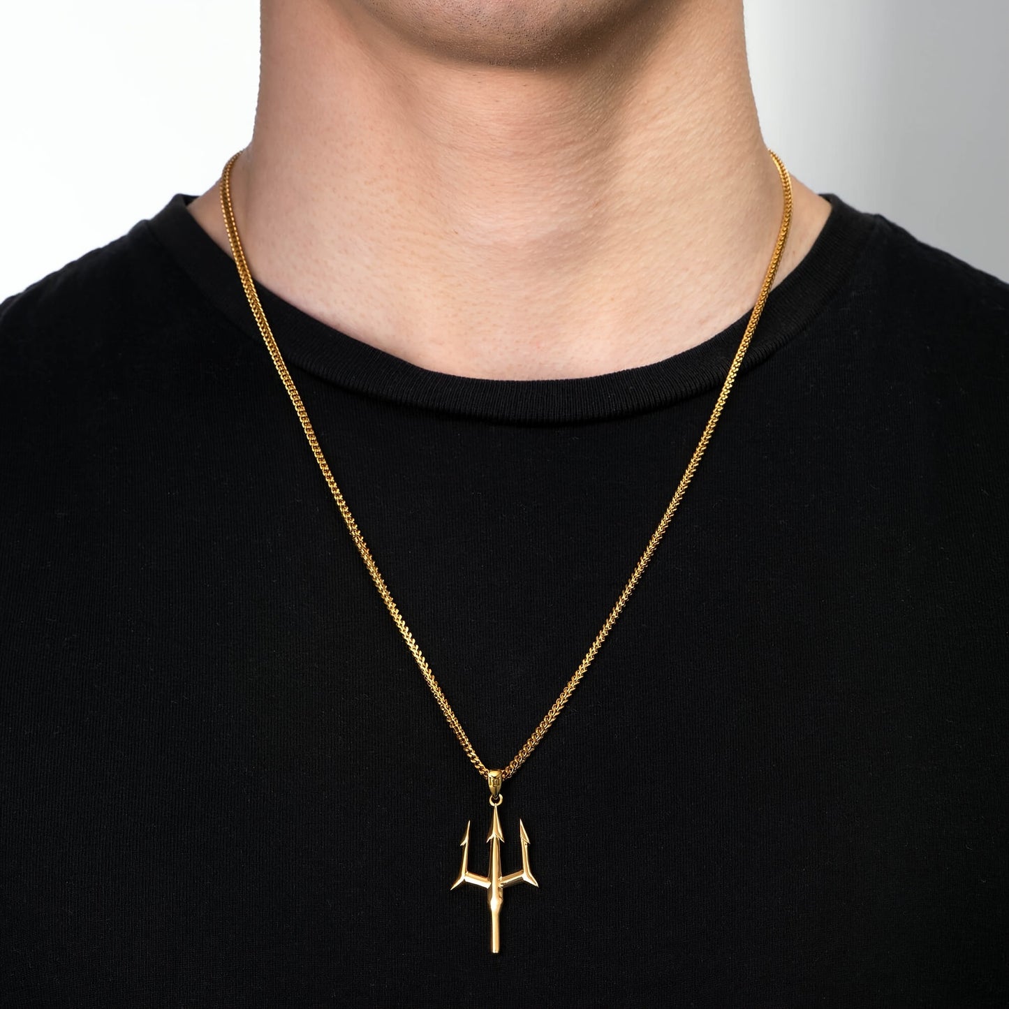 For Necklace In Black Alloy, Stylish And Durable Accessory
